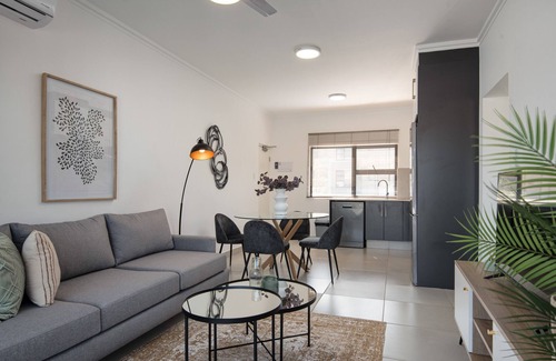 Umhlali Apartamento | Modern Central Ballito Apartment | Self Catering