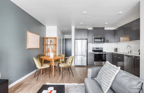 Judkins Park Apartamento | Modern Central District 1BR w/ Gym & BBQ, nr downtown, by Blueground
