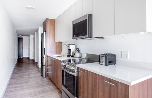 Central Square Apartamento | Modern Central Square 1BR w/ W/D, Doorman, near T, by Blueground