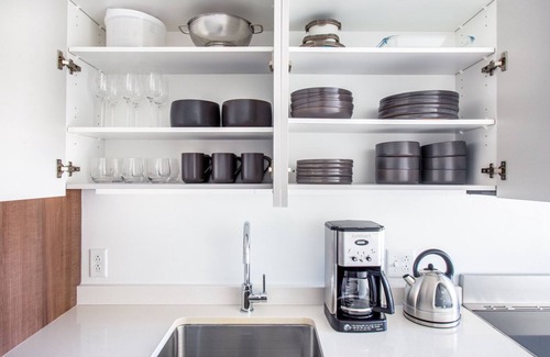 Central Square Apartamento | Modern Central Square 1BR w/ W/D, Doorman, near T, by Blueground