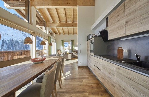 Viehhofen Chalet De Esquí | Chalet moderno con sauna
