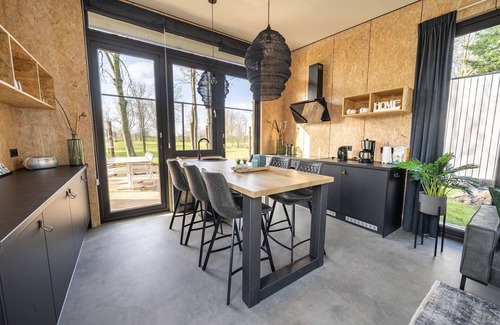 Kerkdriel Chalet De Esquí | Chalet moderno junto al río Mosa