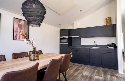 Noordoostelijk van Schaarsbergen Chalet De Esquí | Chalet moderno cerca de Hoge Veluwe