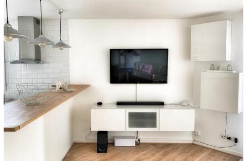 Gonesse Apartamento | Modern & Chic Appartement- GoodVibes Paris
