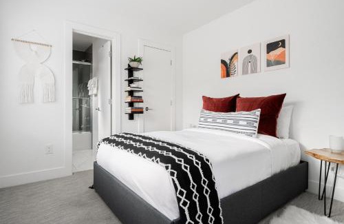 Highland Casa | Modern Chic - Spacious Duplex - Highlands