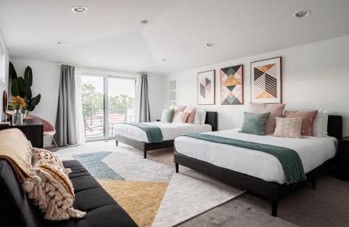 Highland Casa | Modern Chic - Spacious Duplex - Highlands