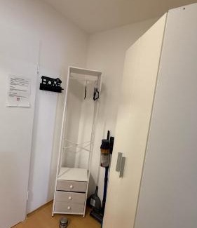 Ronsdorf Apartamento | Modern city apartment with parking