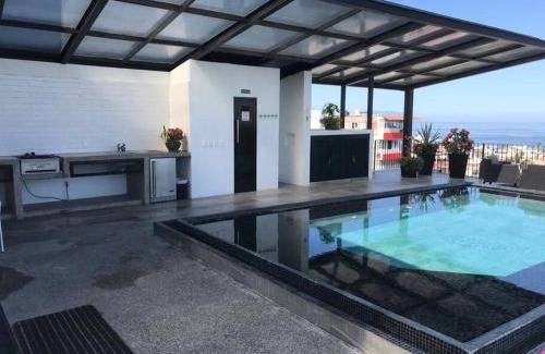 Colonia 5 de Diciembre Apartamento | Modern city living close to EVERYTHING
