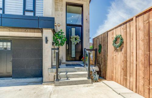 Oakridge Casa | Modern City Living -newly built
