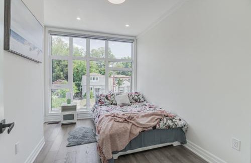 Oakridge Casa | Modern City Living -newly built