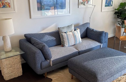North Sydney Apartamento | Modern City Pad with Rooftop Pool and Gym