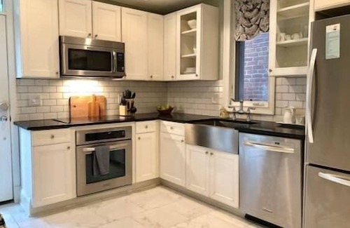 Stanton Park Casa | Modern Classic Victorian | US Capitol 5 Blocks