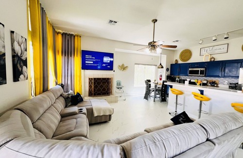 North Las Vegas Casa | Sala de juegos moderna, limpia y cómoda con 9 camas y 2 baños completos