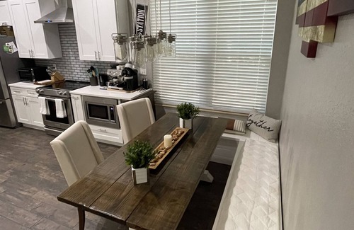 Candler Casa | Modern Clean Lake Weir Home - Close to Villages - Monthly Rentals Available