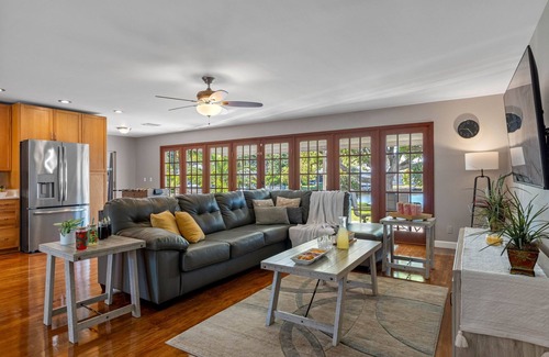 Bay Crest Park Casa | Modern Coastal Retreat w/Waterfront Canal Views