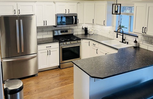 Coeur d'Alene Casa | “Modern” Coeur D'Alene Home