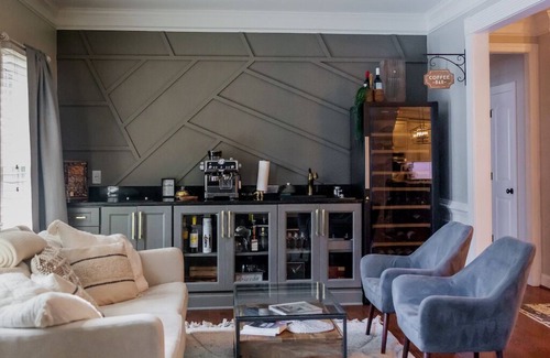 Manassas Casa | Modern Colonial Charm in Historic Old Town