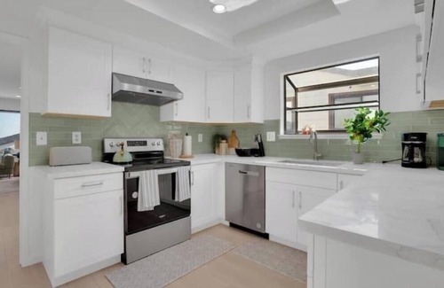 South San Francisco Casa | Modern Comfort: South San Francisco Edition