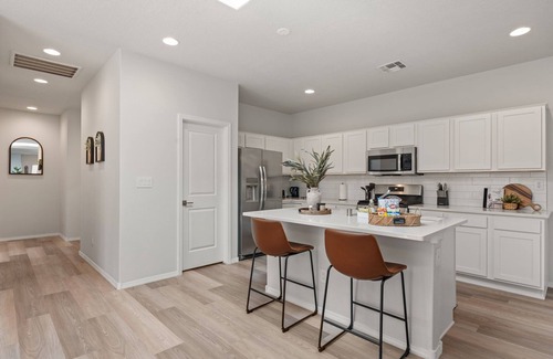 Mesa Del Sol Innovation Park Casa | MODERN COMFORT 3BR HOME NEAR AIRPORT & NETFLIX