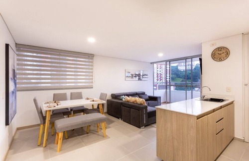 Sabaneta Apartamento | Modern comfort and authentic Medellin charm. free parking, fast wifi