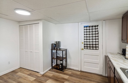 South Side Slopes Casa | Modern Comfort in a Charming Pittsburgh Retreat by Deity Villas