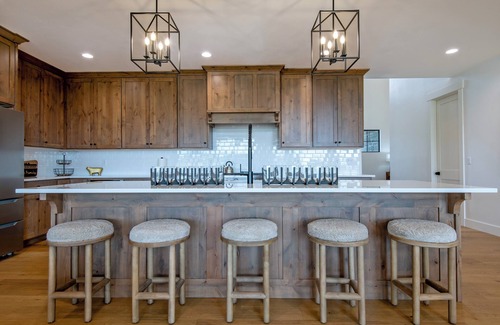 Victor Casa | Modern Comfort in Scenic Teton Reserve