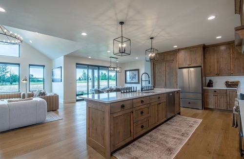 Victor Casa | Modern Comfort in Scenic Teton Reserve