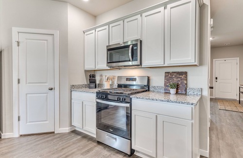 Broken Arrow Casa | Modern Comfort in the Heart of Broken Arrow!