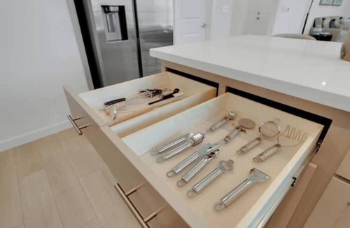 Peters Casa | Modern Comfort: Manteca Edition