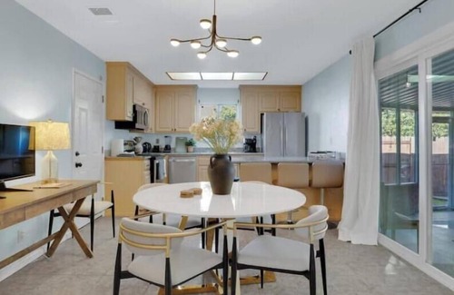 Bay Area Casa | Modern Comfort: San Pablo Edition
