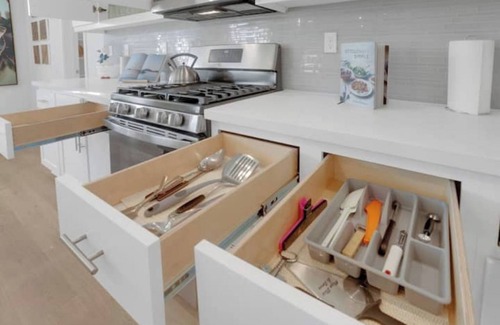 Lathrop Casa | Modern Comfort: Stanford Crossing Edition