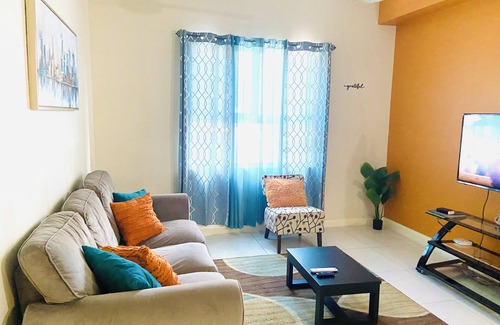 Saint Andrew Apartamento | Modern Comfort Suites