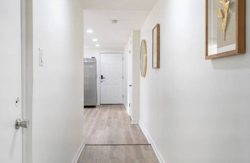 West Ridge Condominio | "Modern Comfort, Urban Charm"