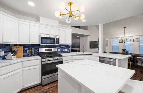 Round Rock Casa | Modern Comfort: WiFi, 3BR, King, Patio