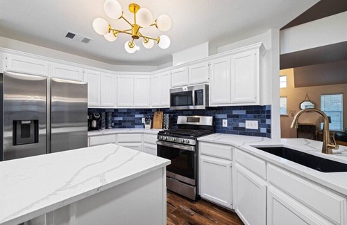 Round Rock Casa | Modern Comfort: WiFi, 3BR, King, Patio