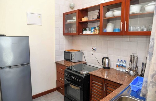 Mbweni Apartamento | Modern & Comfortable 2Bed/2Bath w/WIFI & AC: 10mins from Stone Town and Beaches