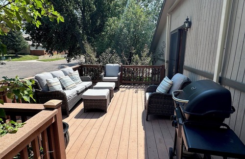 Casper Casa | Modern Comforts - Stay/Work/Play