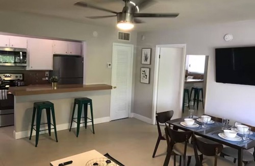 Coral Ridge Apartamento | Modern & Comfy 1BD Parking | Near the Sea