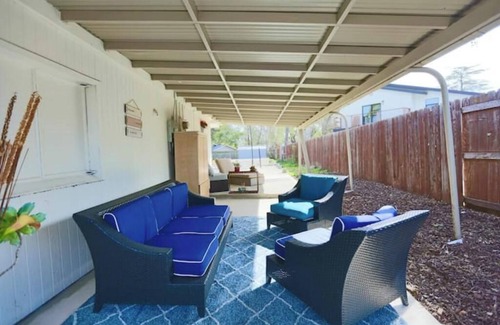Carmichael Casa | Modern&Comfy 5beds-3 king-1Q -1Full -3baths-full kitchen nearby American River