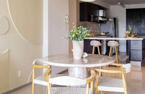 Granada Apartamento | Modern & Comfy Apartment near Español Hospital