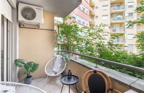 Istvanmezo Apartamento | Modern Comfy Home - Easy Parking