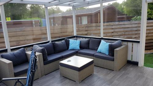 Krachtighuizen Apartamento | Modern, compleet en recreatief chalet 22-15