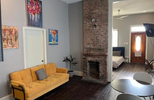 South 7th Ward Apartamento | Modern Condo 3