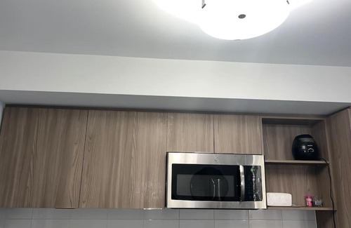 Weston Apartamento | Modern Condo In York