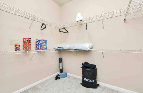 Astrodome Apartamento | Modern Condo near Texas Medical Center w Free Parking