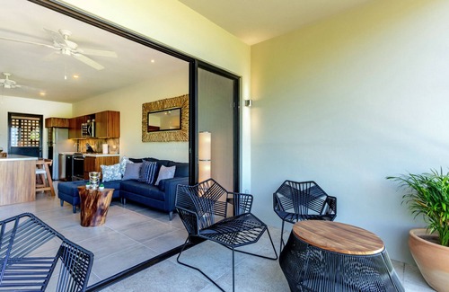 Playa Chahué Condominio | Condominio moderno con terraza privada y piscina profunda