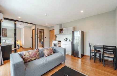 Rawai Apartamento | Modern Condo Walk to Rawai Beach C188