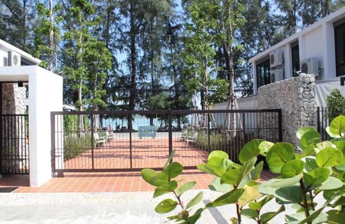 Rawai Apartamento | Modern Condo Walk to Rawai Beach C188