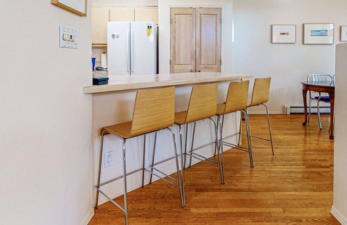 Santa Fe Condominio | Modern condo with balcony, books & board games, minutes from downtown Santa Fe
