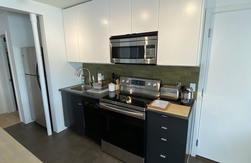 Basalt Apartamento | Modern, contemporary and chic, 2 bedroom apartment in historic old church.